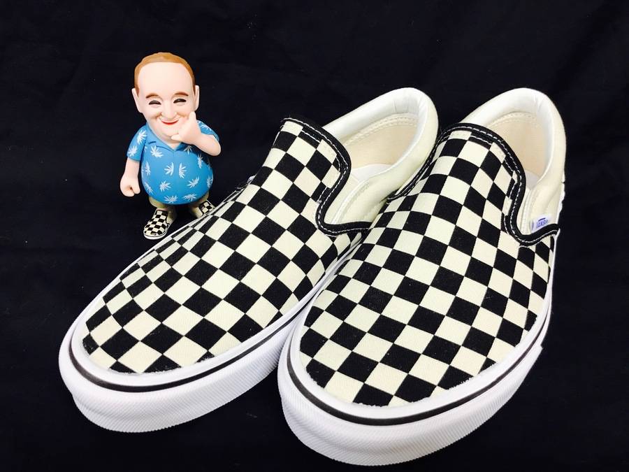 ブランド創業50周年モデル入荷】 「VANS(バンズ