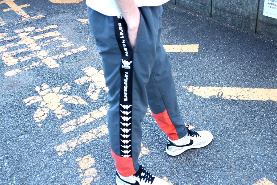 fcrbxPlayStation　 30周年ダブルネームトラックパンツ F．C．R．B．×PlayStation 24AWPS30 TRAINING TRACK RIBBED PANTS30