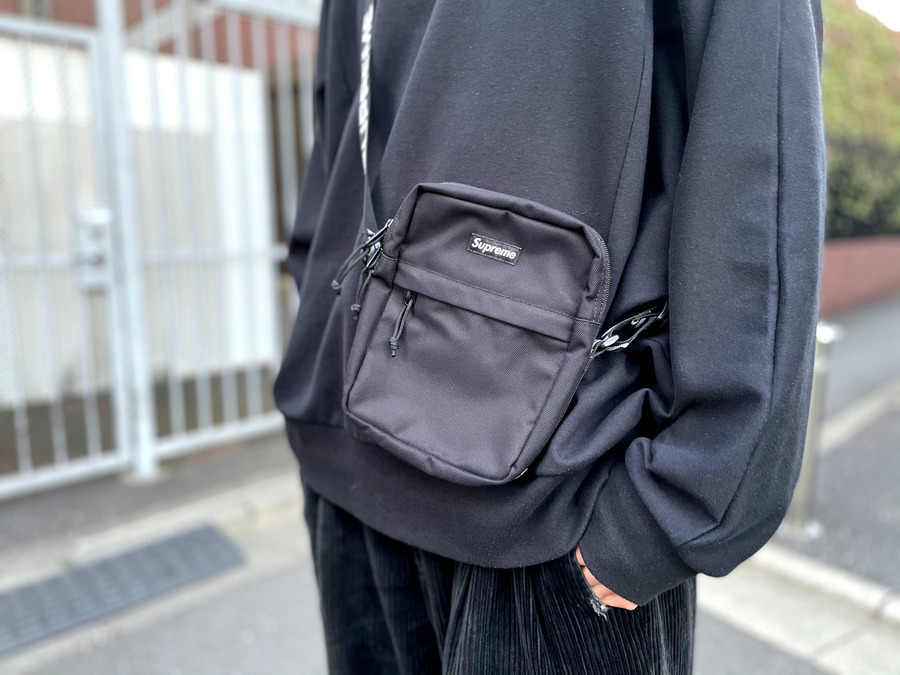 [込み]Supreme ショルダーバッグ　shoulder bag 18ss