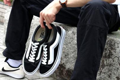 「スニーカーのVANS x SSZ 」