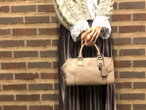 LOEWE / ロエベ】より ハンドバッグ アマソナ28の入荷です。[2021.01