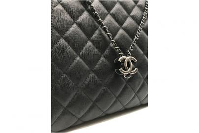 「ラグジュアリーブランドのCHANEL 」