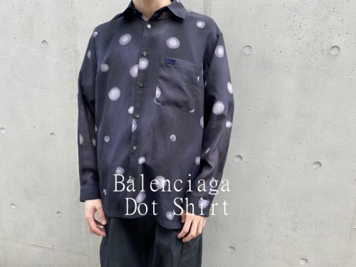 【BALENCIAGA SPORTS】　ドレスシャツ　長袖シャツ バレンシアガ スポーツ 長袖シャツ 長袖ポロシャツ 刺繍 胸