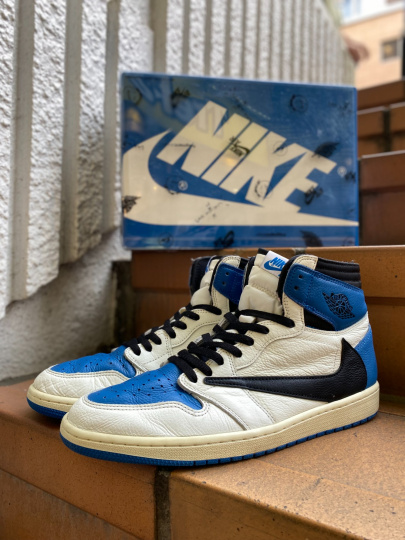 「ストリートブランドのNIKE×Fragment×Travis Scott 」