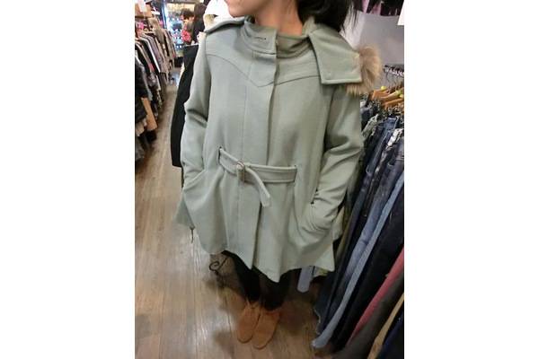 TSUMORI CHISATO スプリングコート 2025年最新】TSUMORI CHISATO カラー：ベージュ系 トレンチ