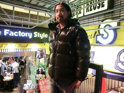 モンクレールのシュプリーム