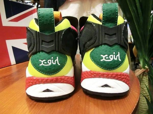 エックスガールのスニーカー