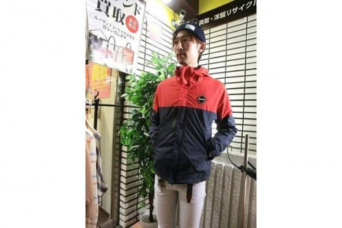 ソフのナイロンパーカー