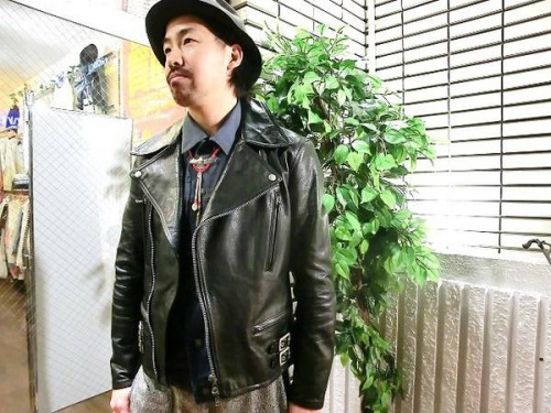 イサムカタヤマバックラッシュのライダースジャケット