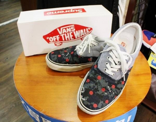 ヴァンズのコラボ