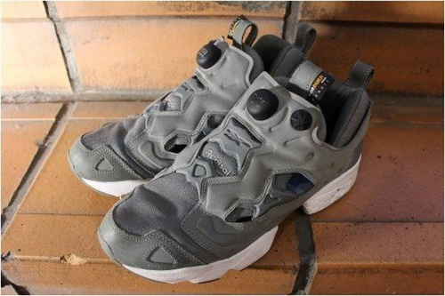 買取のスニーカー