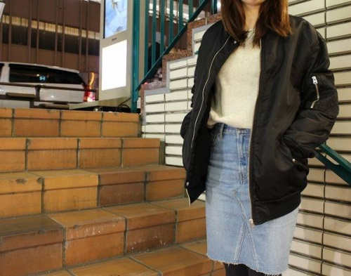 レディースのトップス