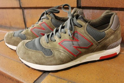 シューズ・バッグのスニーカー