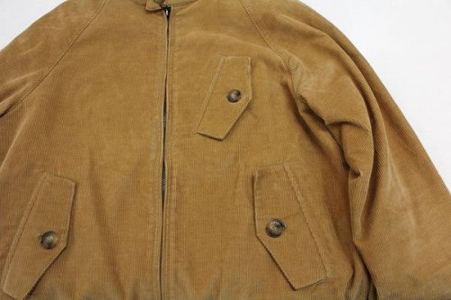 トップスのバラクータ