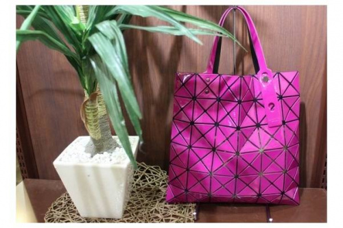 バオバオのイッセイミヤケ