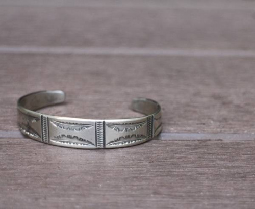 メンズのインディアンジュエリー