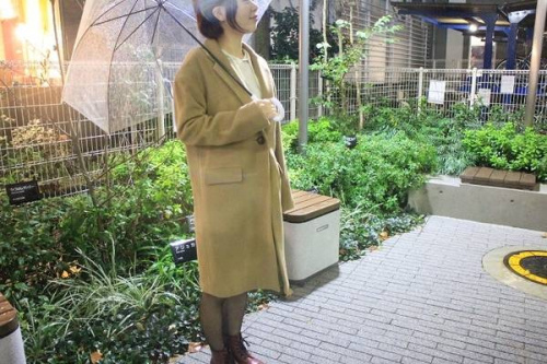 レディースのチェスターコート