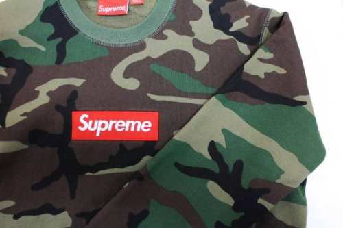 SUPREMEのシュプリーム