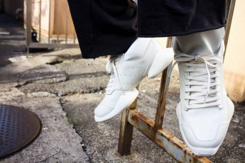 調布のMarcelo Burlon