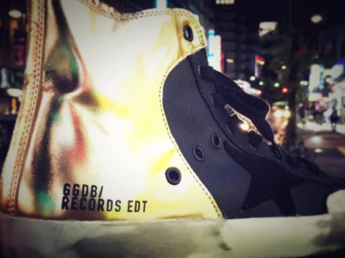 スニーカーのリサイクルショップ