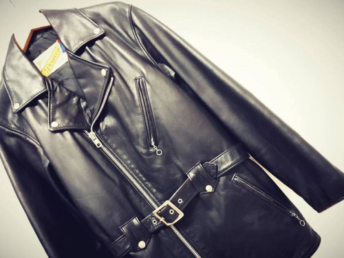 レザーのリサイクルショップ