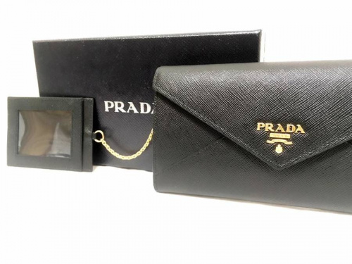 リサイクルショップの古着