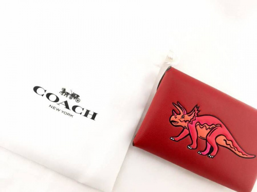 リサイクルショップの古着