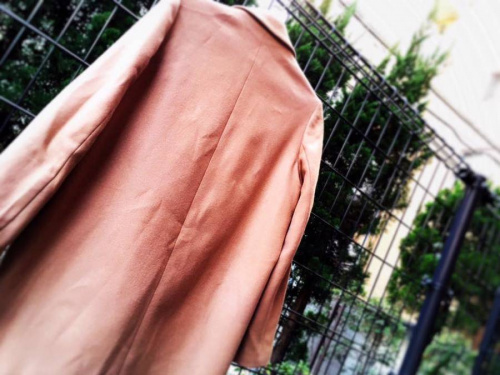 トップスのウールコート