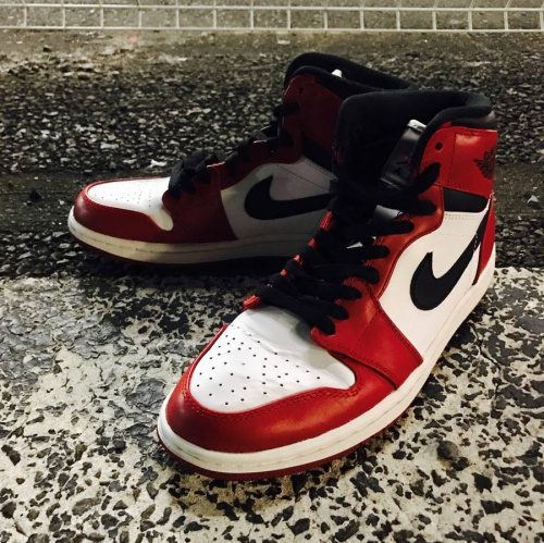 シューズ・バッグのスニーカー