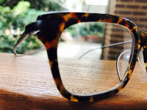 THOM BROWNEのサングラス