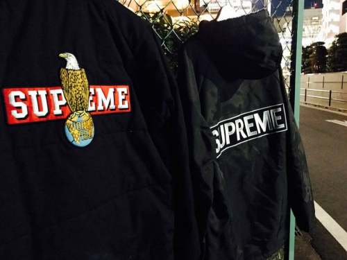 メンズのトップス