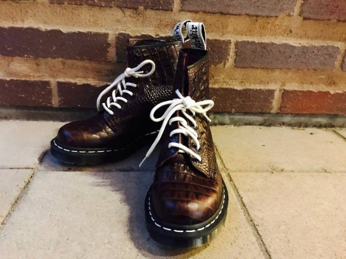 ブーツのドクターマーチン