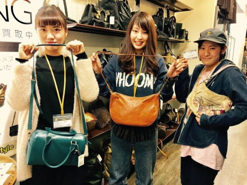 限定のアパレル