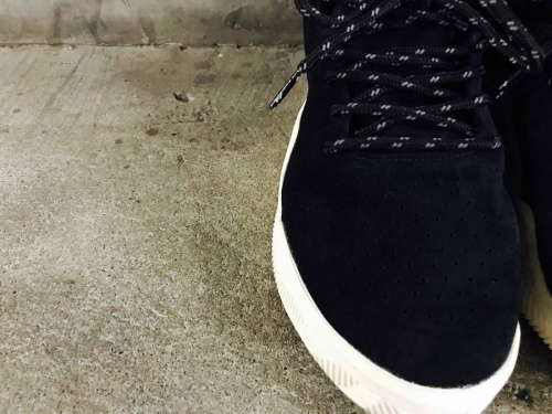 アディダスのadidas