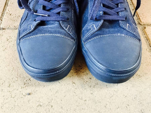 シューズ・バッグのスニーカー