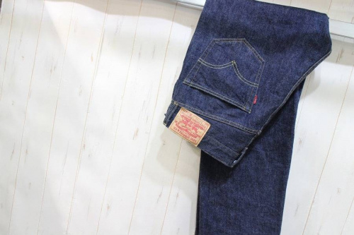 メンズのボトムス