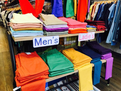 ボトムスのファッション