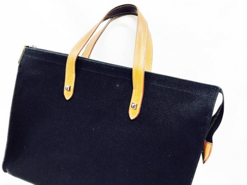 プラダのブランド品