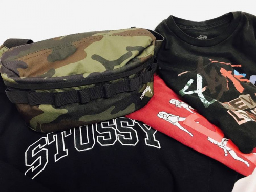 メンズのトップス