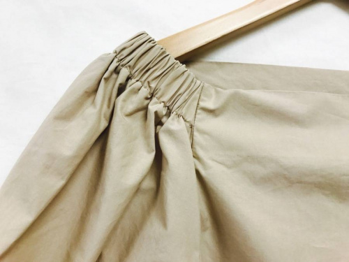 シャツ・ブラウスのDRAWER