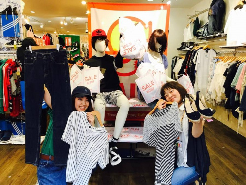 セールのファッション