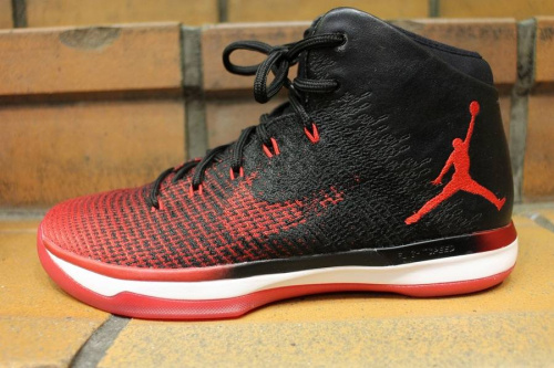 スニーカーのNIKE