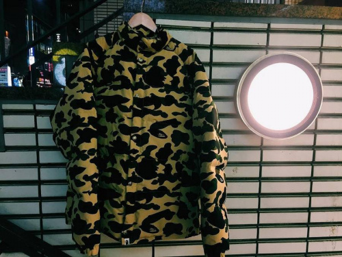 A BATHING APEのアベイシングエイプ