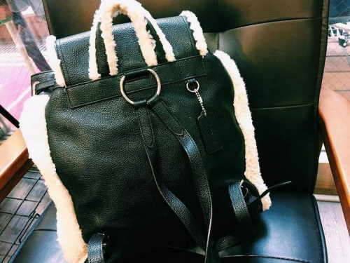 レザーリュックの安い