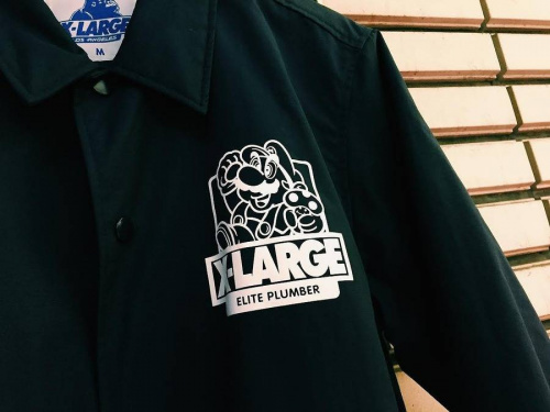 X-LARGEのマリオ