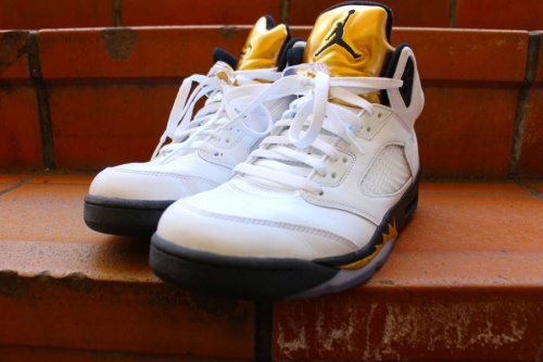 シューズ・バッグのスニーカー