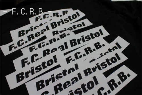 メンズのトップス