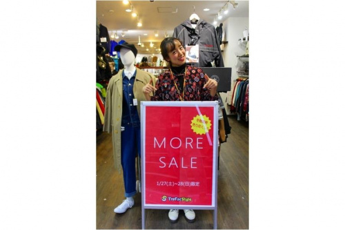 メンズのトップス