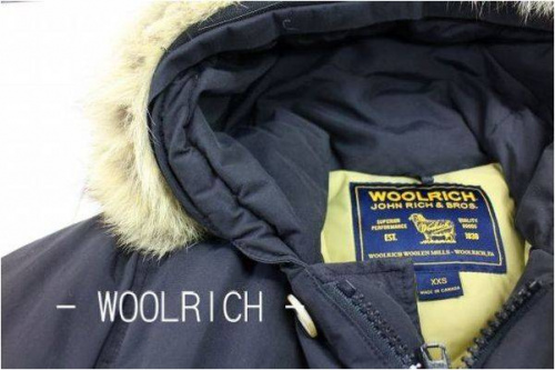 メンズのトップス