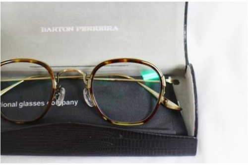 サングラス買取の洋服買取